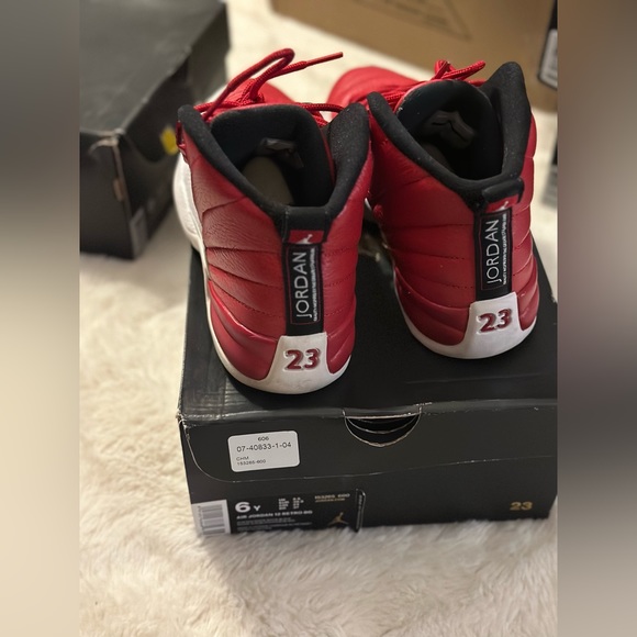 Jordan 12 gym red gs sz 6 - Picture 7 of 7